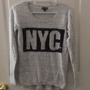 Express NYC top